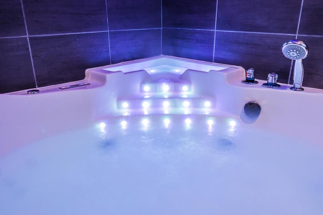 Escapade En Bord De Mer Avec Sauna Et Spa Prives Binic Luaran gambar